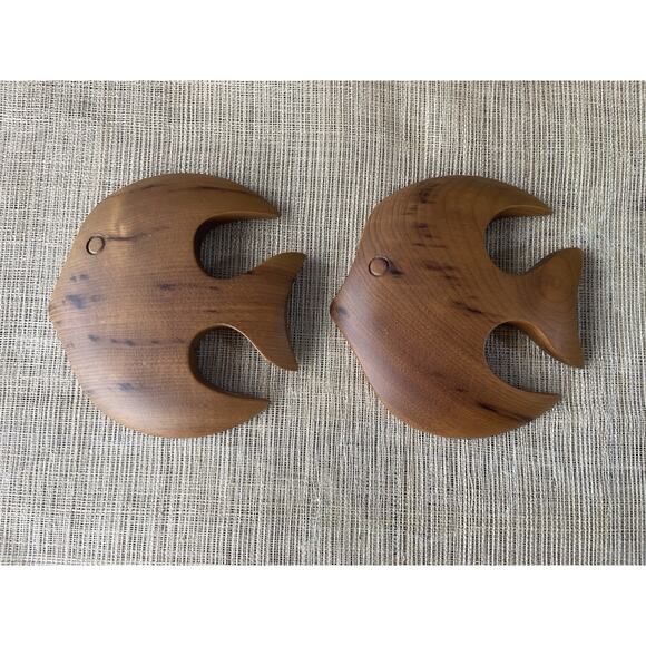 Vintage Signed Lot of Carved Myrtlewood Fish Wall Decor Ready to Hang 4.5” - Picture 1 of 7
